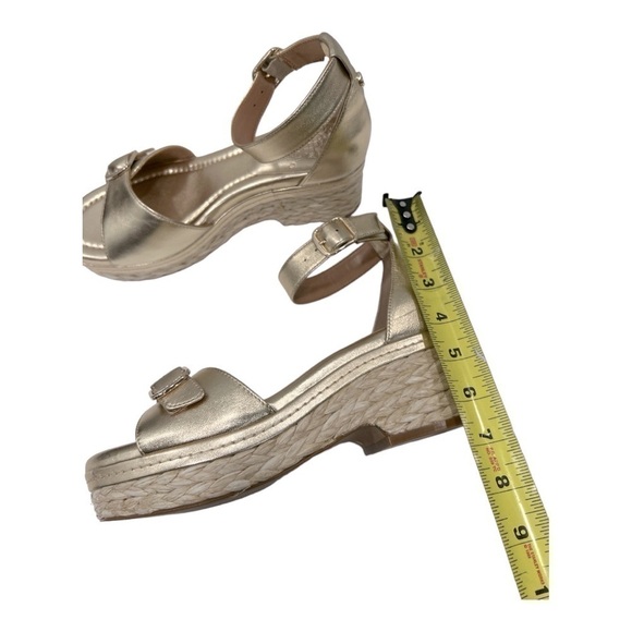 Vince Camuto Adjustable Wedge Sandals - Meterry Gold size 7.5 M - Picture 10 of 14
